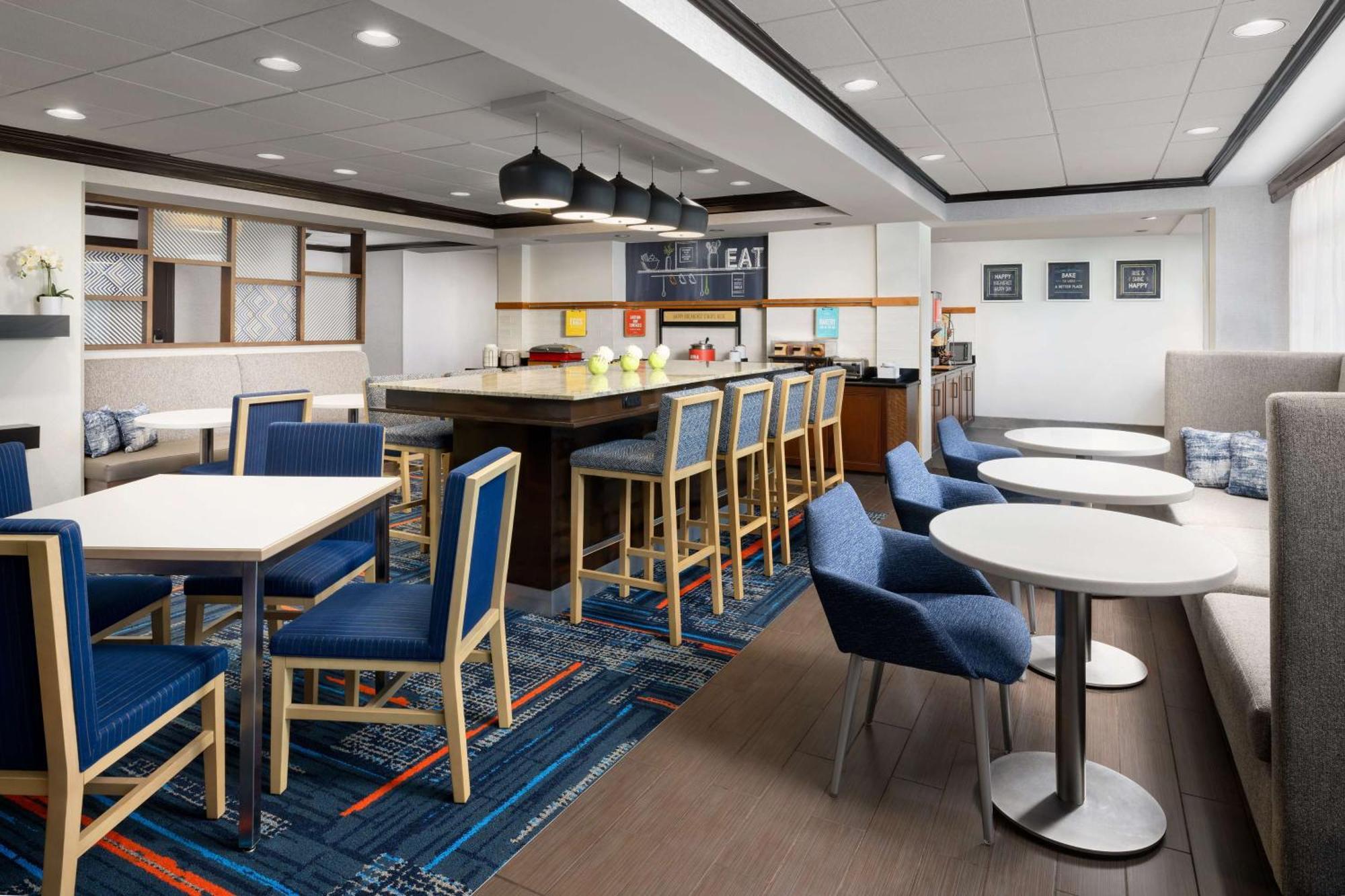 Hampton Inn Long Island/Islandia Exterior foto